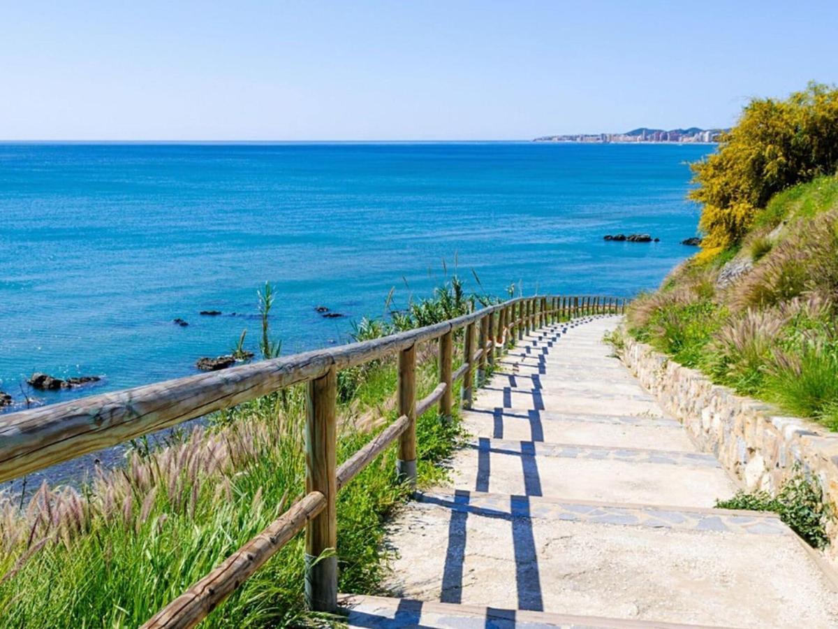 Belvilla By Oyo Estudio Benal Beach Malaga Zewnętrze zdjęcie